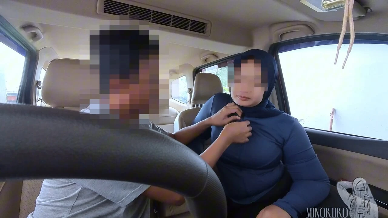 Asian Hijab Fitness Girl Doing Blowjob to Drink Cum For Boost Her Stamina In The Car – Minokiiko