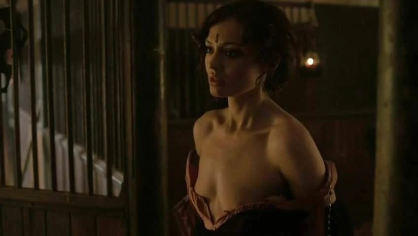 Laura Haddock – Da Vincis Demons
