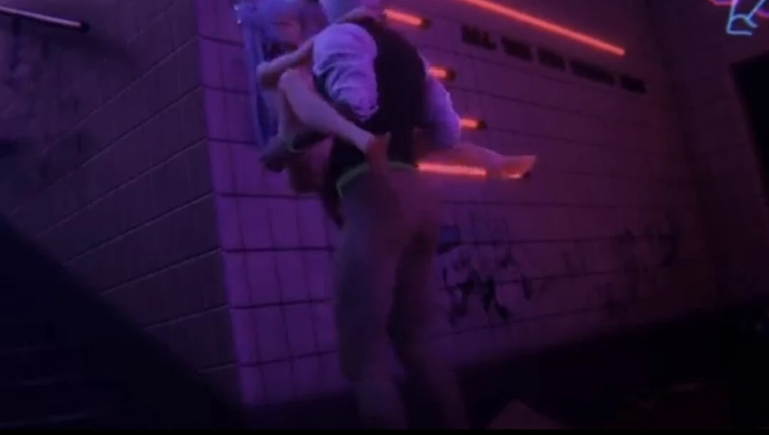 Night Club HENTAI Gangbang